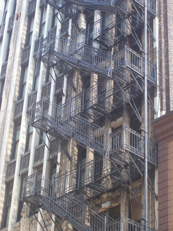 //americanafence.maksat.dev/wp-content/uploads/2020/03/fire-escape.jpeg